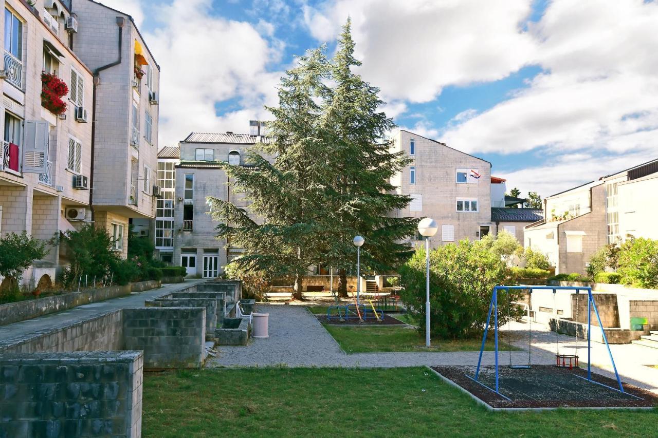 Next Door Apartment Maro & Ivan Njivice Exterior foto
