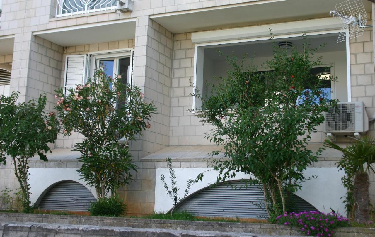 Next Door Apartment Maro & Ivan Njivice Exterior foto