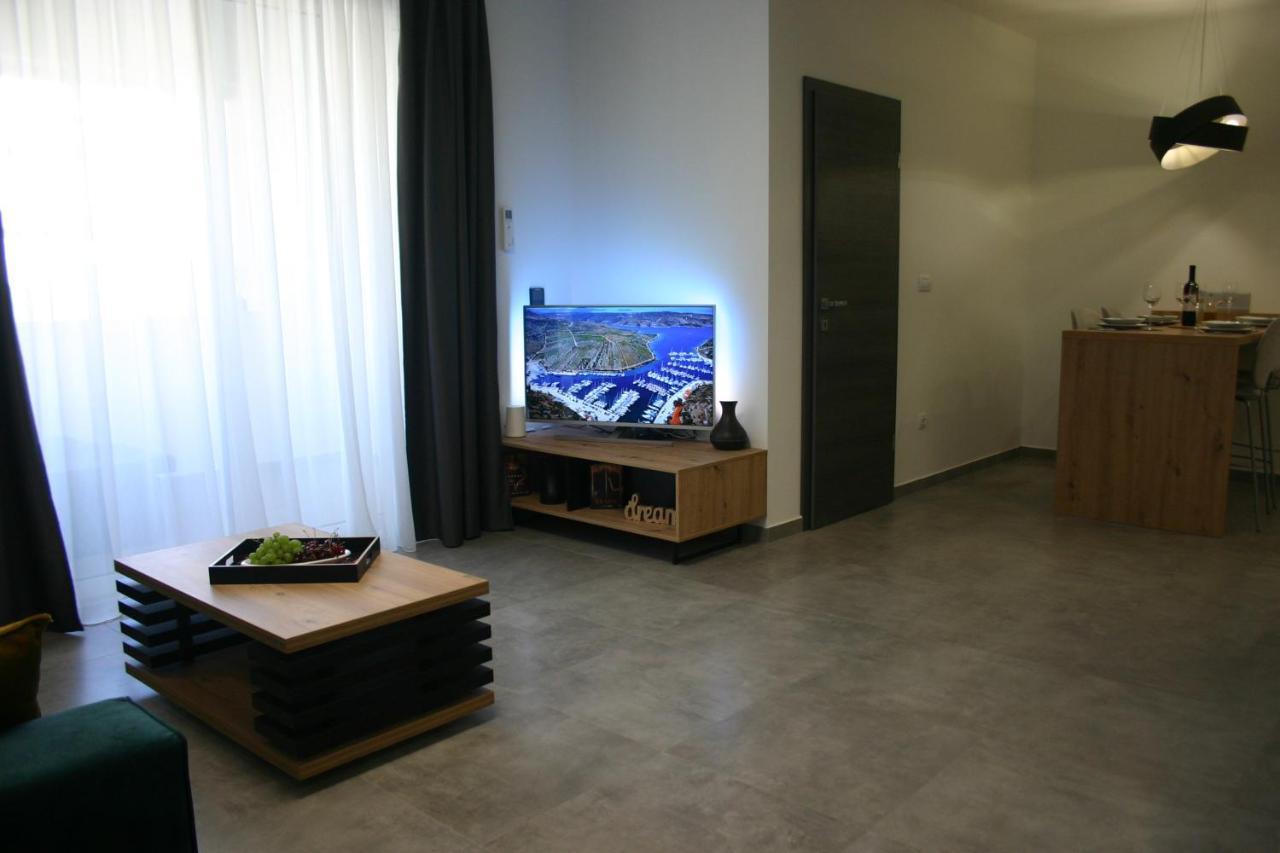 Next Door Apartment Maro & Ivan Njivice Exterior foto